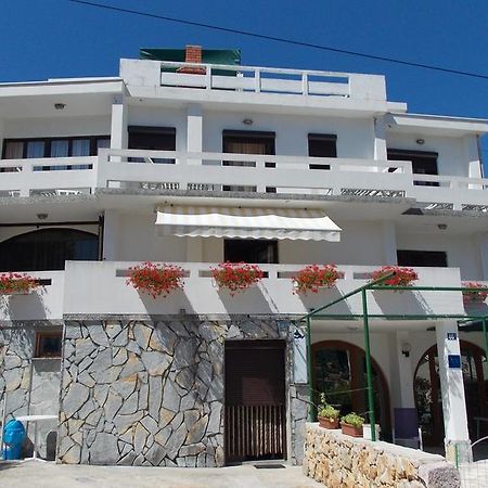 Apartment Batomalj Baska  Phòng bức ảnh